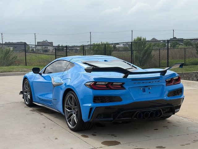 Used 2023 Chevrolet Corvette Z06 w/ Z07 Performance Package RWD image 7