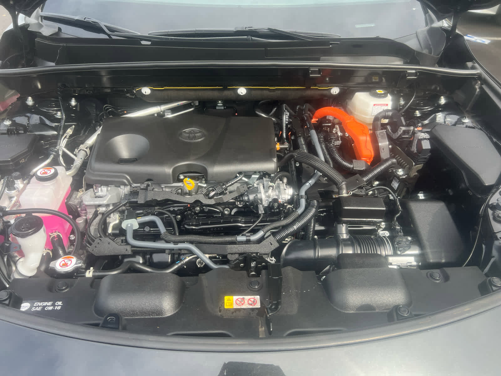 Certified 2024 Toyota Venza XLE AWD/4WD image 3