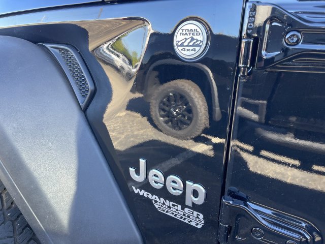 Used 2020 Jeep Wrangler Unlimited Sport S AWD/4WD image 3