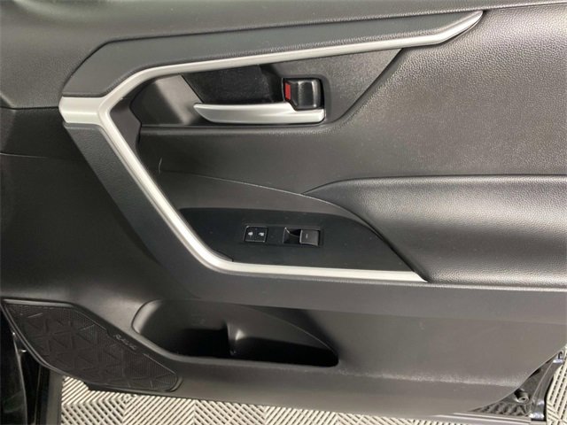 Used 2025 Toyota RAV4 XLE w/ Convenience Package image 26