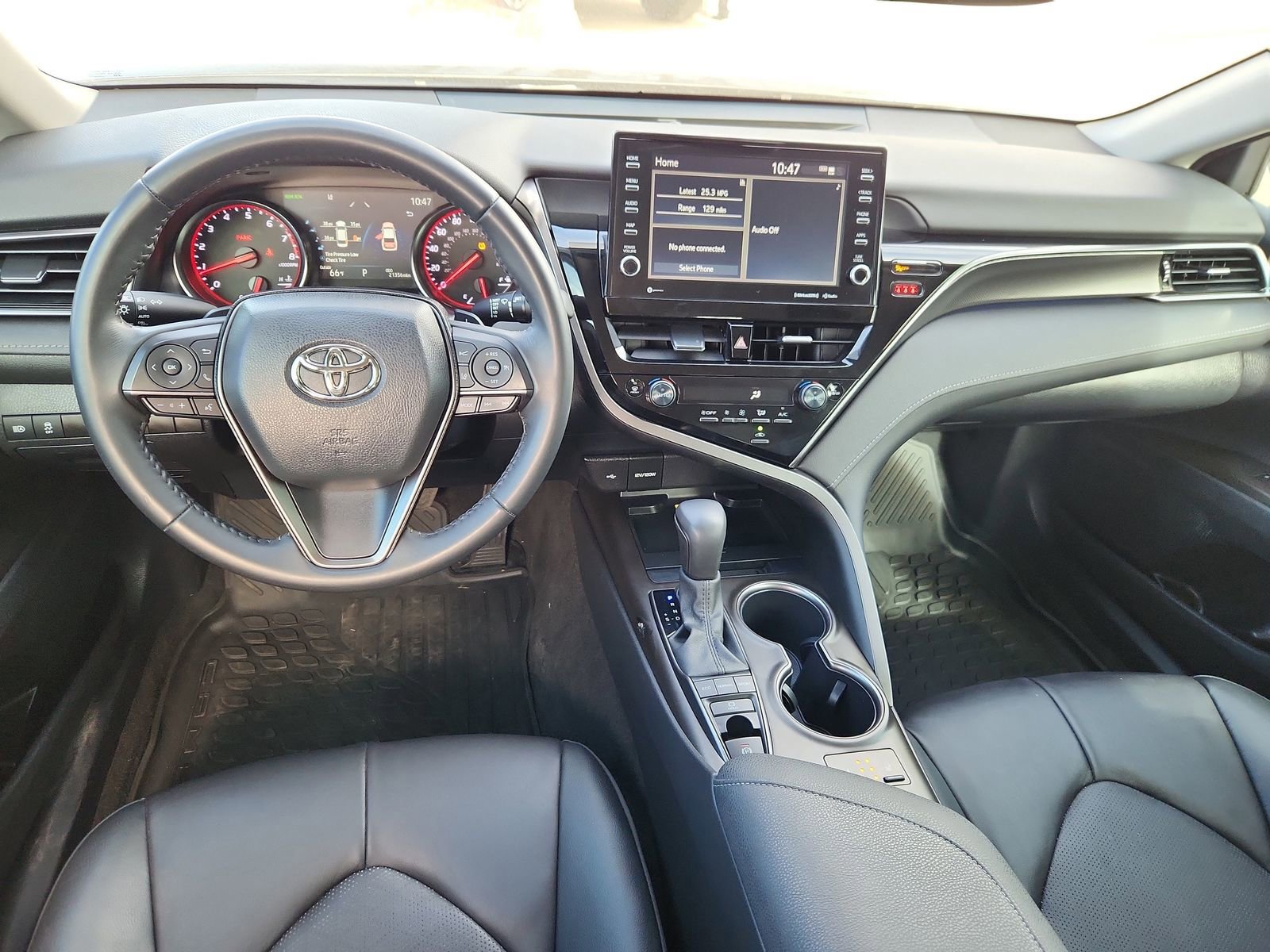 Used 2023 Toyota Camry XSE image 12