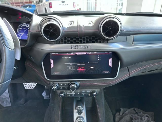 Used 2022 Ferrari Portofino M image 11