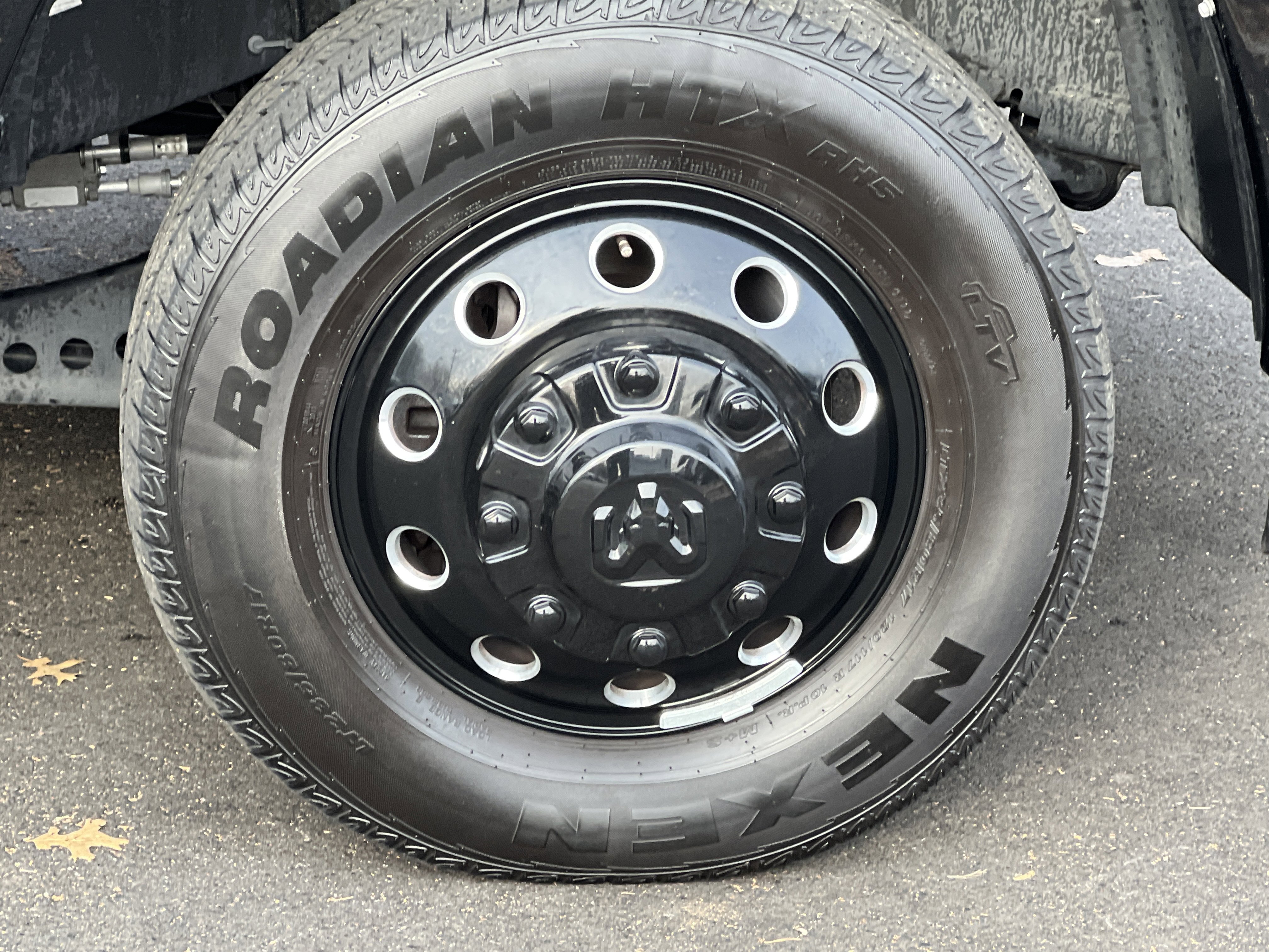 Used 2023 RAM 3500 Limited image 13