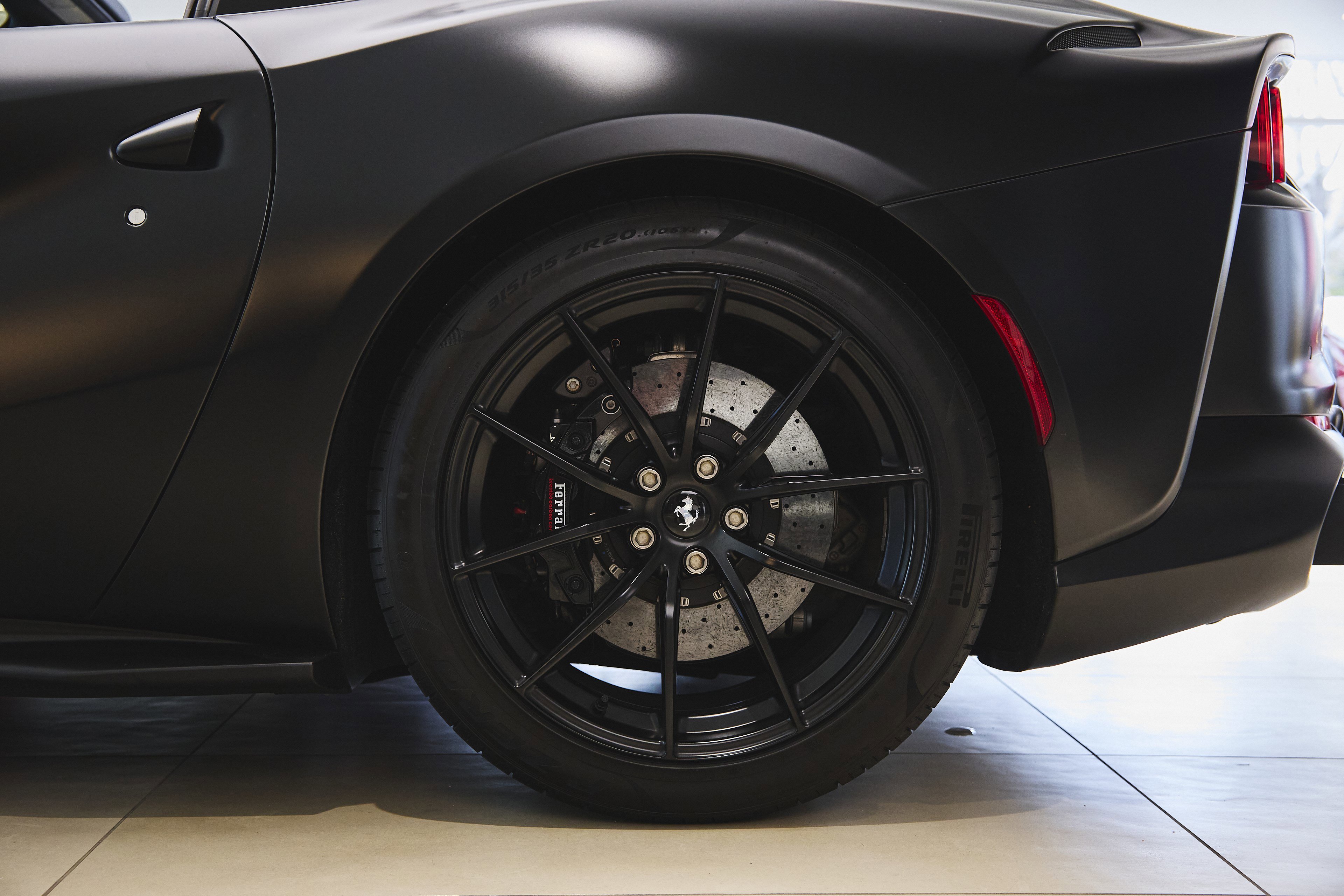 Used 2022 Ferrari 812 GTS image 51