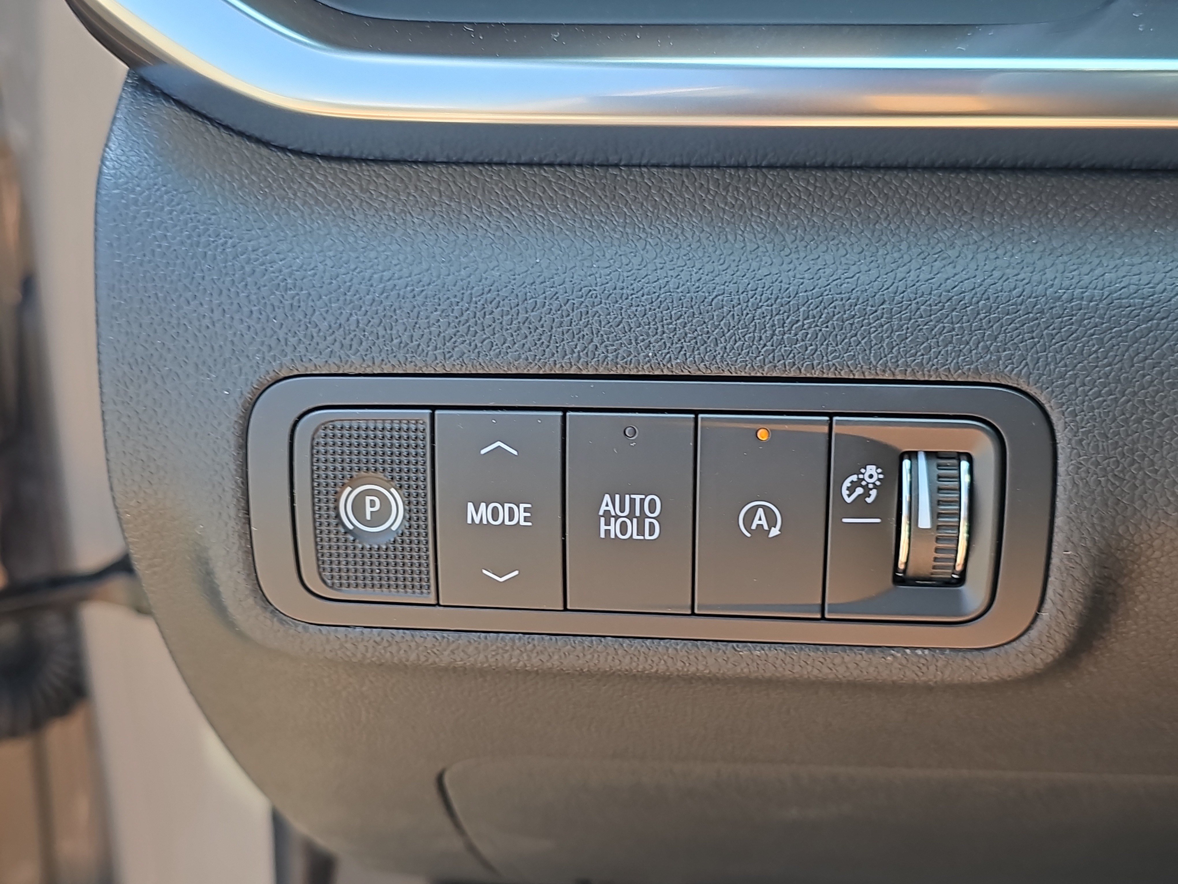 New 2027 GMC Terrain Elevation w/ LPO, Floor Liner Package FWD image 20