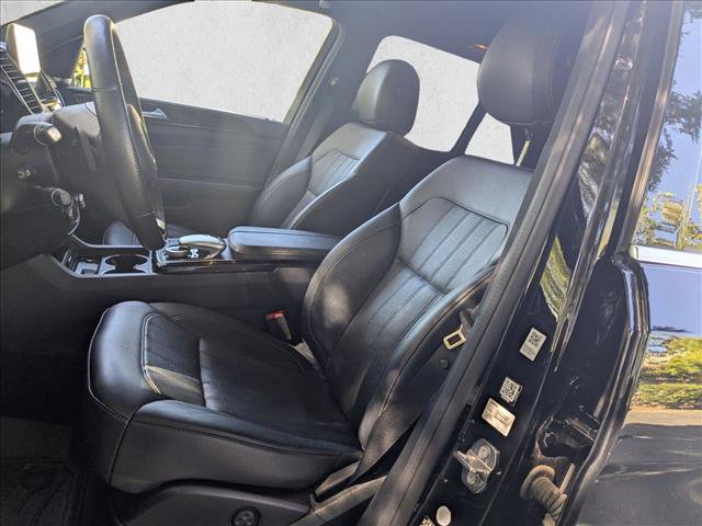 Used 2019 Mercedes-Benz GLE 400 4MATIC image 15