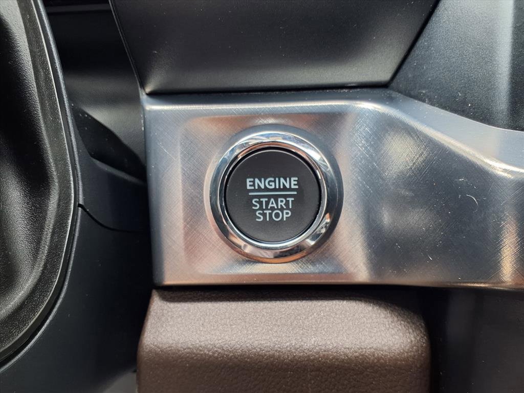 Used 2025 Ford F350 King Ranch w/ Chrome Package image 6