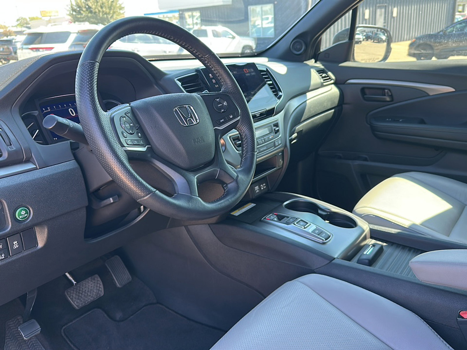 Used 2023 Honda Passport EX-L image 12