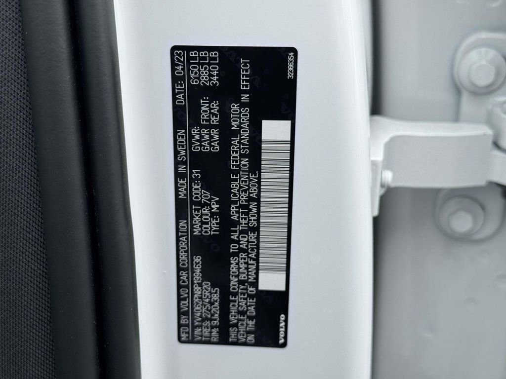 Certified 2023 Volvo XC90 B6 Plus w/ Protection Package AWD/4WD image 19