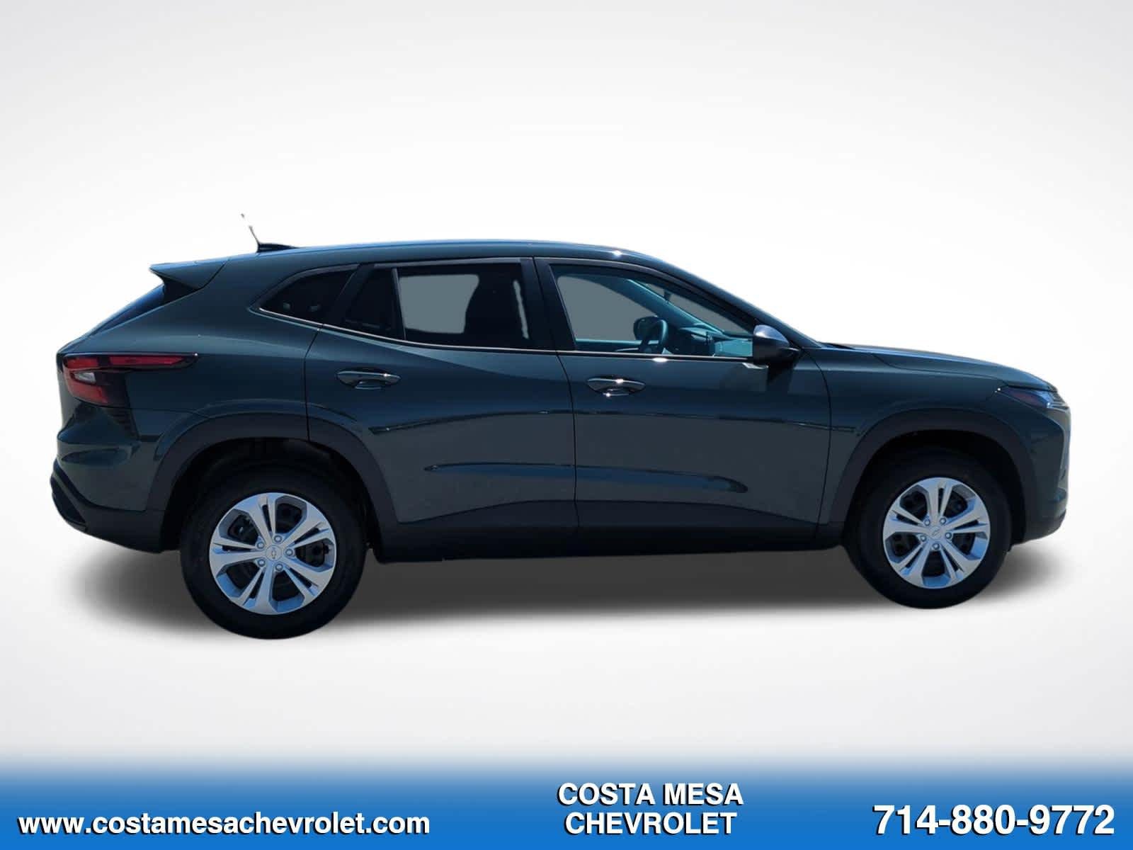 New 2026 Chevrolet Trax LS FWD image 4