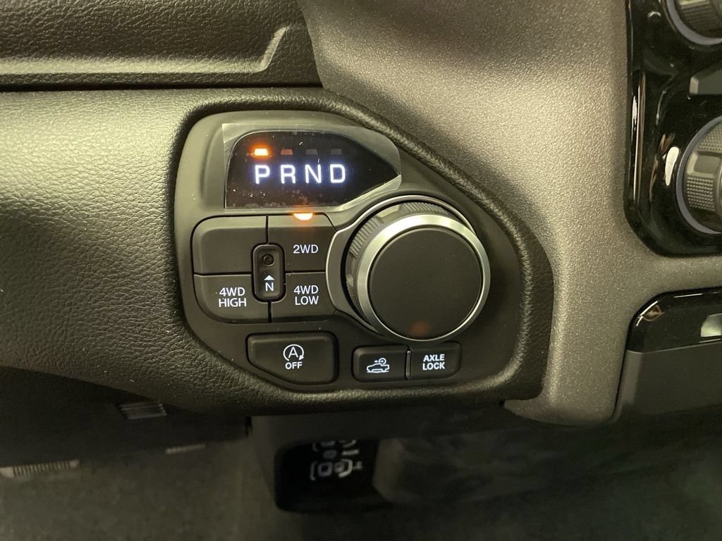 New 2026 RAM 1500 Warlock AWD/4WD image 14