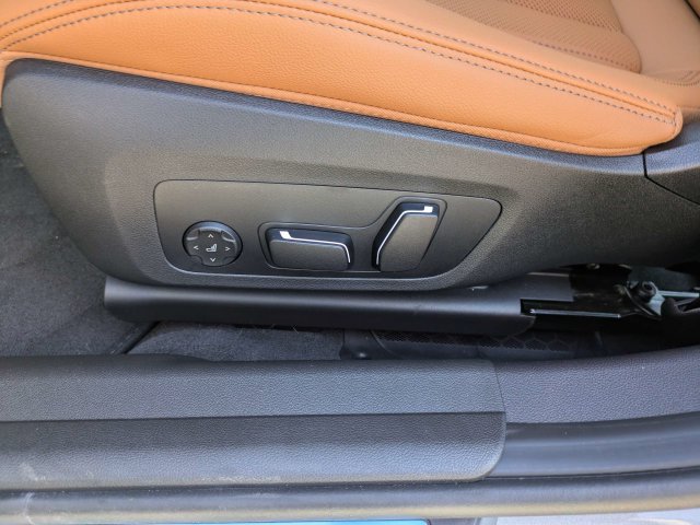 New 2026 BMW 330i Sedan w/ M Sport Package RWD image 20