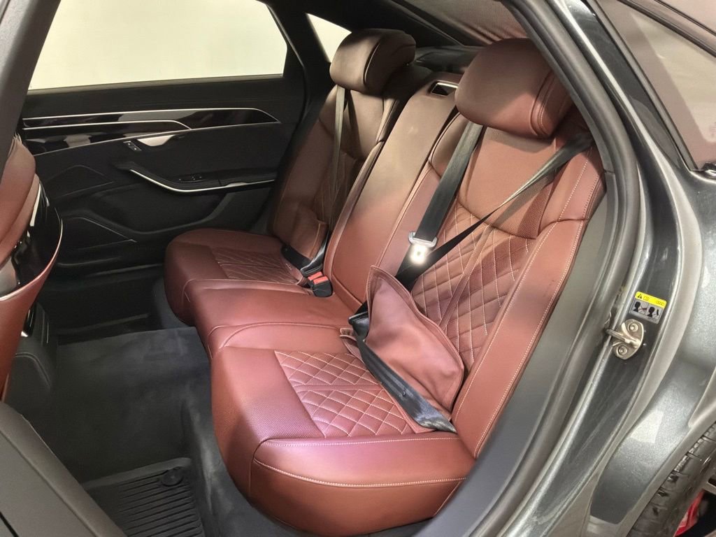 Used 2023 Audi S8 w/ S8 Comfort Plus Package AWD/4WD image 18
