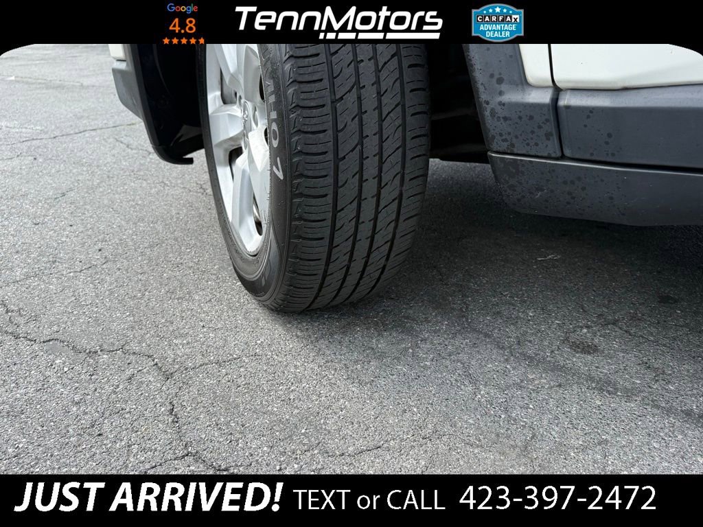 Used 2019 Jeep Compass Latitude w/ Popular Equipment Group AWD/4WD image 9