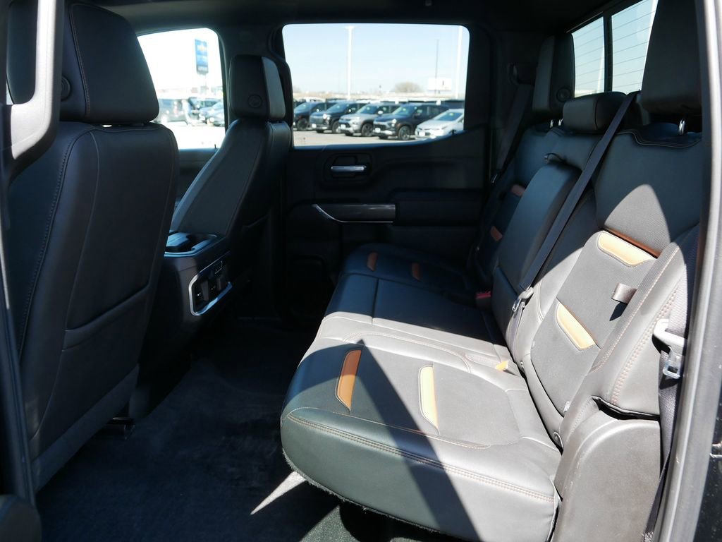 Used 2020 GMC Sierra 1500 AT4 w/ AT4 Premium Package AWD/4WD image 17
