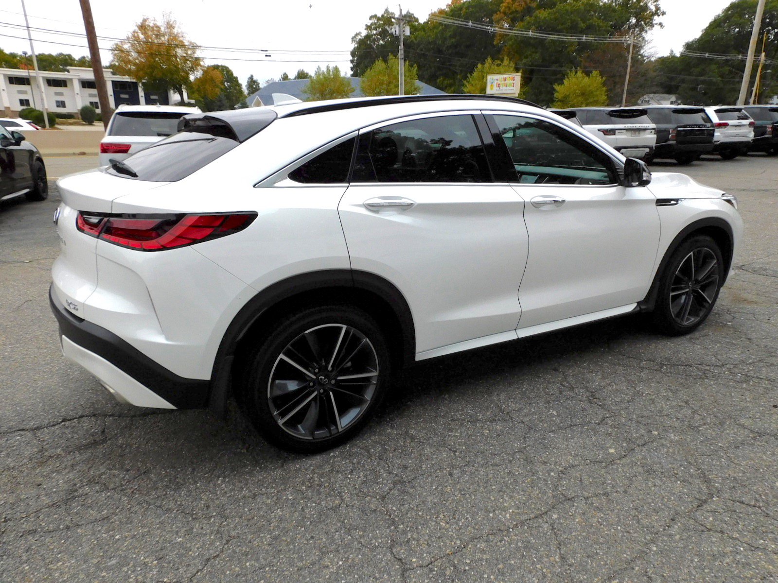 Used 2025 INFINITI QX55 Essential AWD/4WD image 5