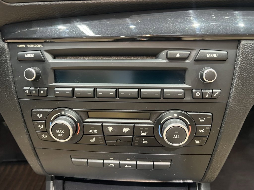 Used 2013 BMW 128i Convertible image 43