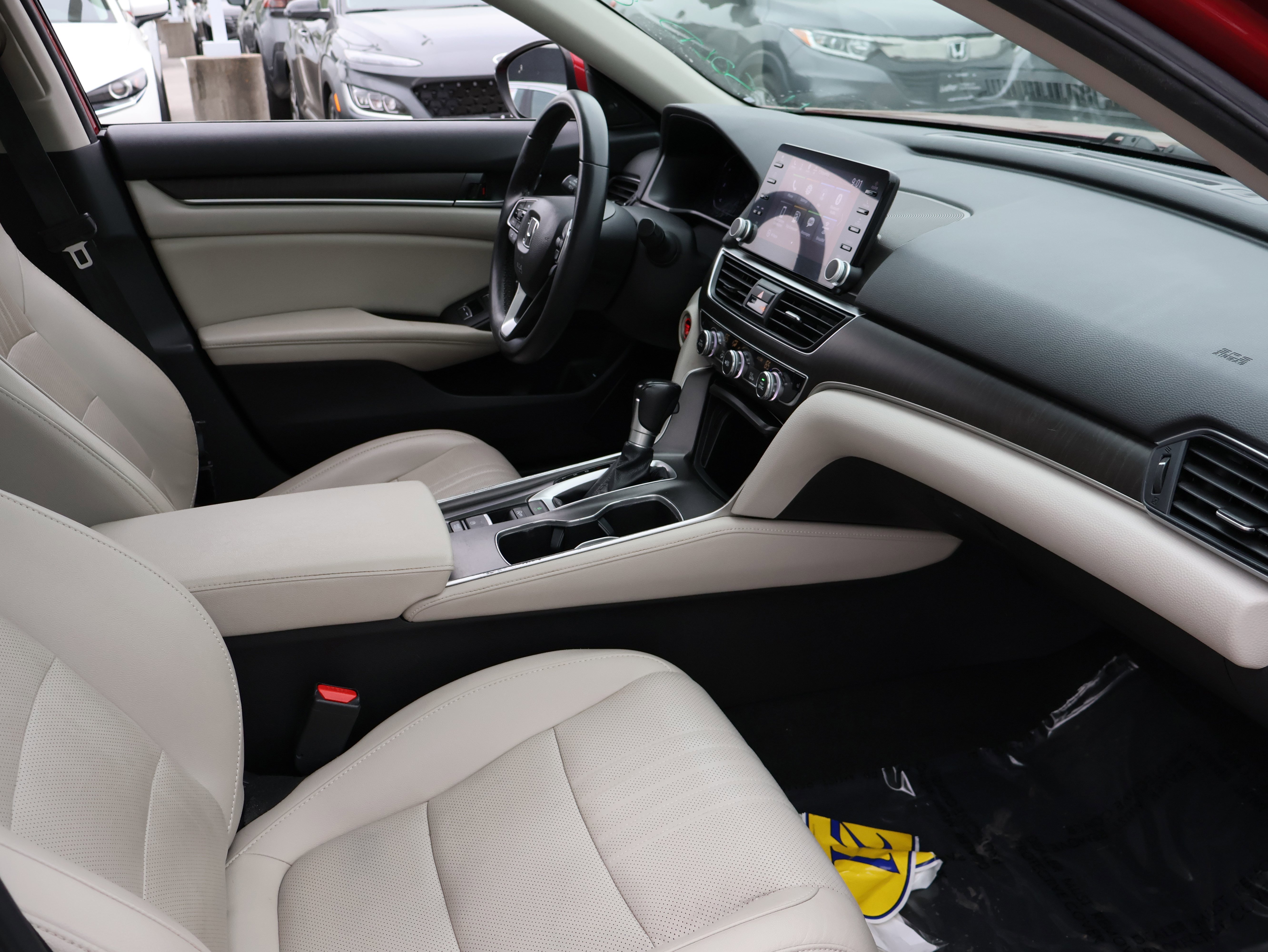 Used 2021 Honda Accord EX-L image 7