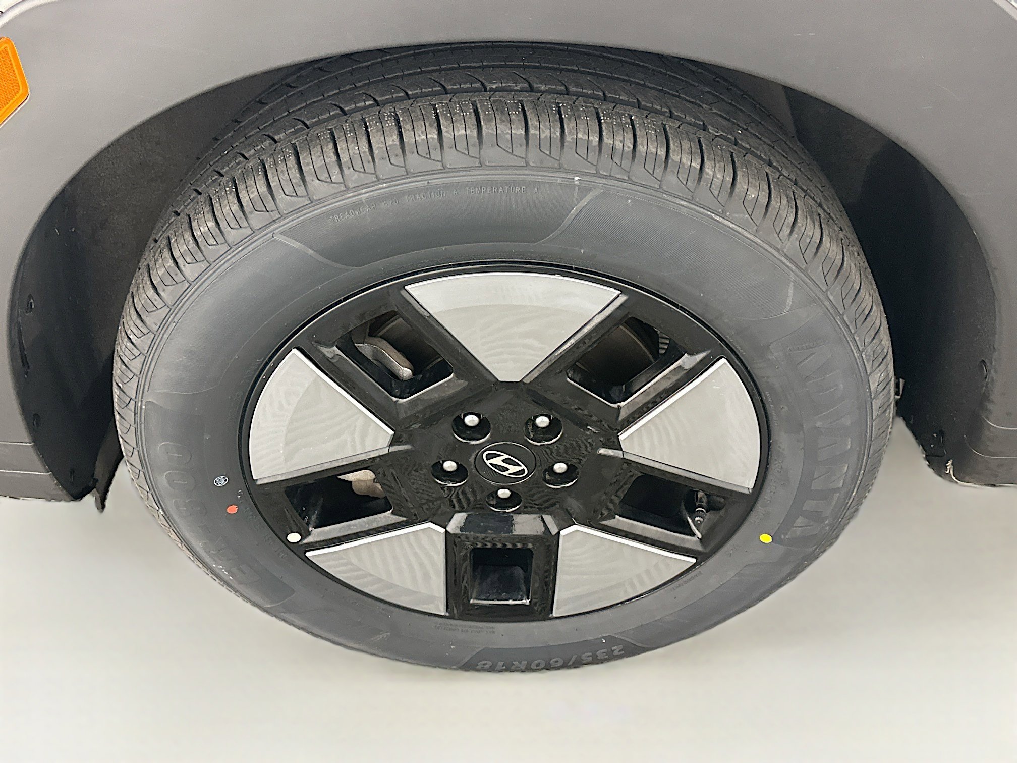 Used 2025 Hyundai Santa Fe SEL image 11