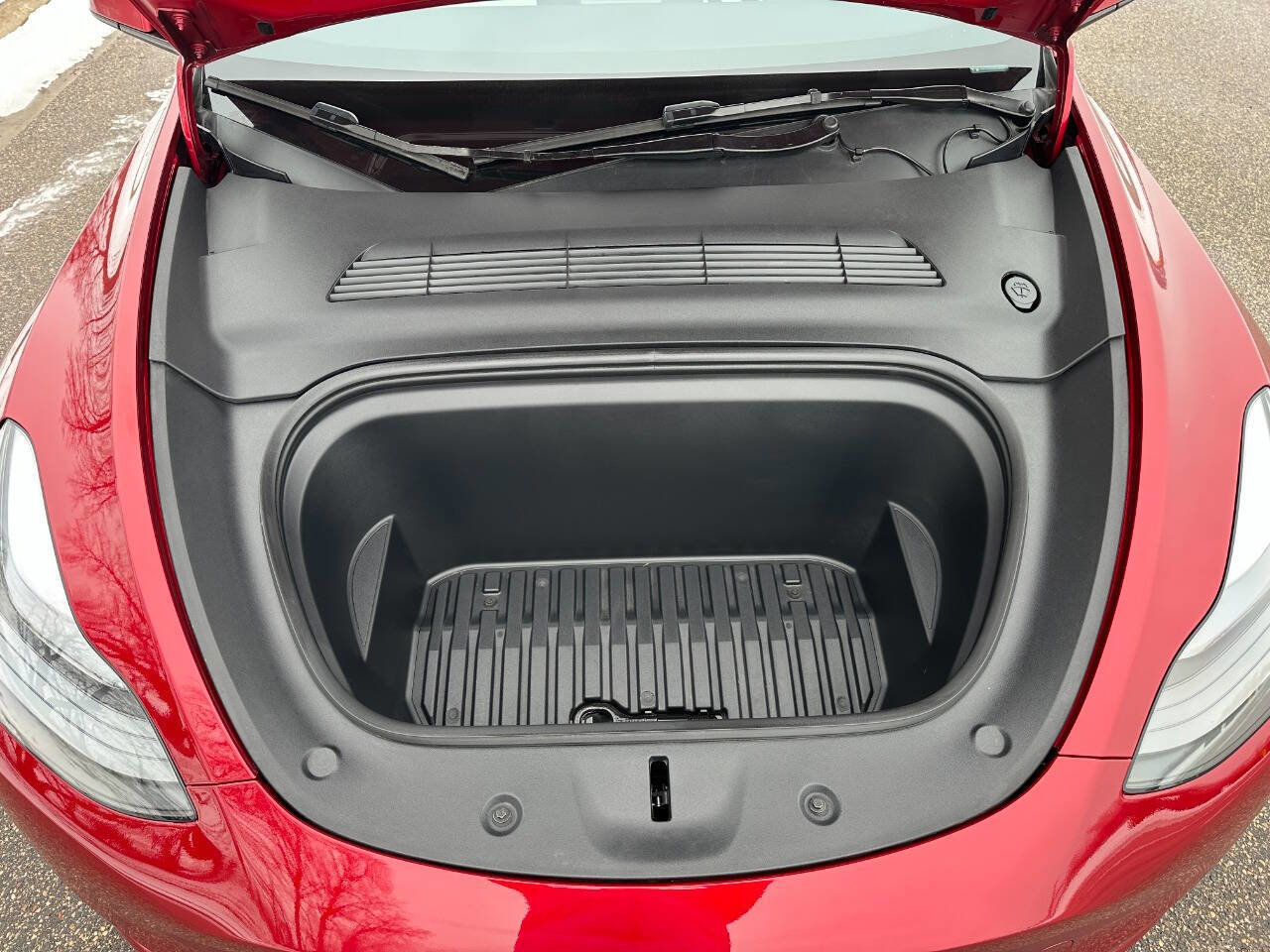 Used 2024 Tesla Model Y Long Range image 5