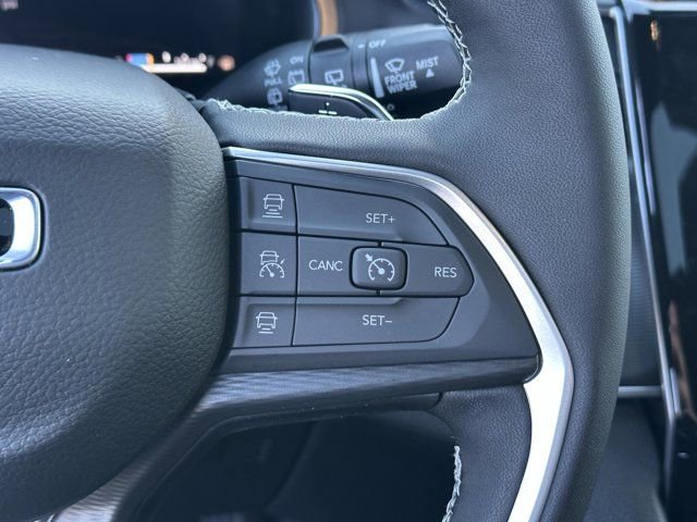 New 2025 Jeep Grand Cherokee L Altitude image 23