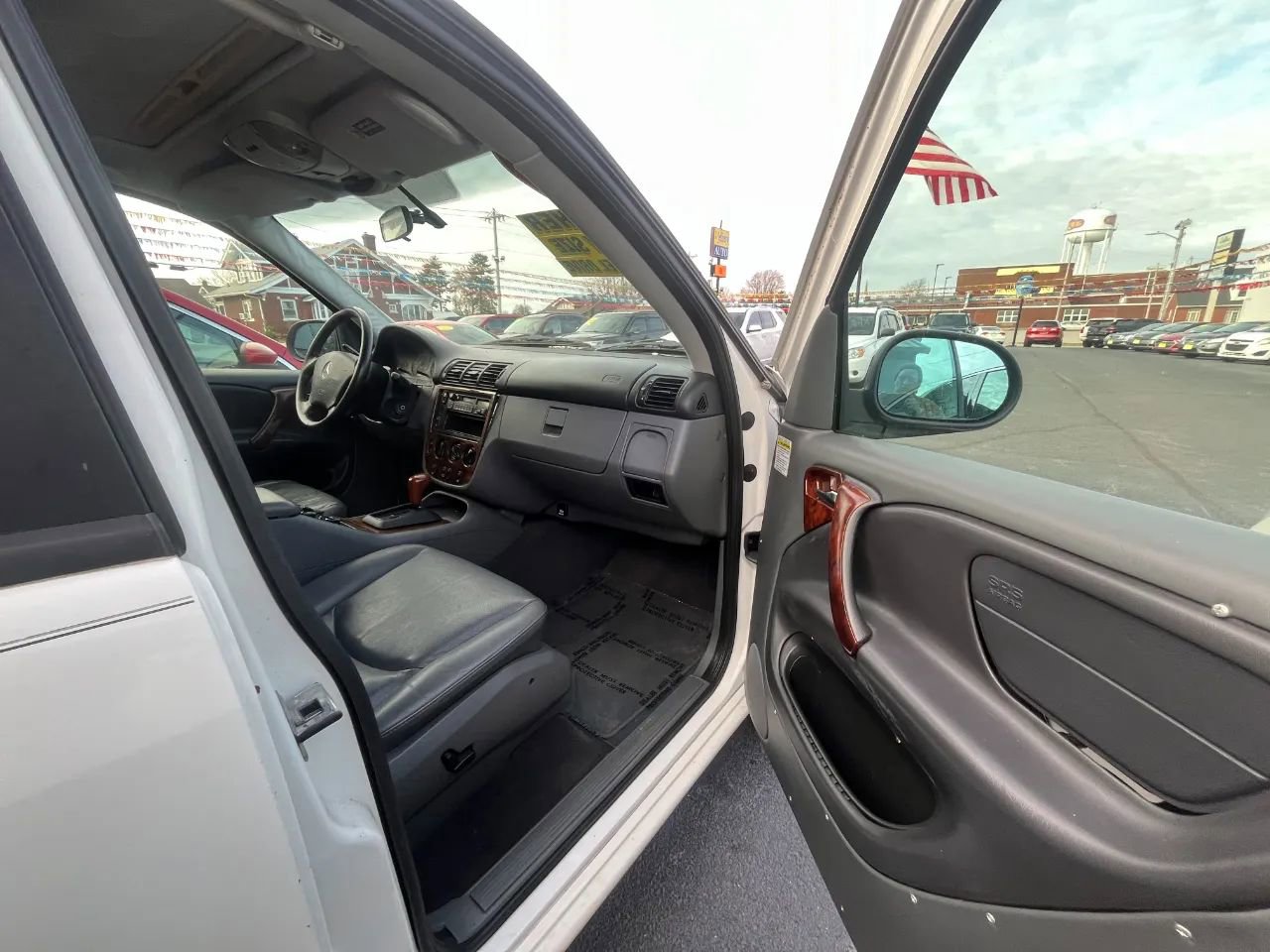 Used 1999 Mercedes-Benz ML 430 4MATIC image 15