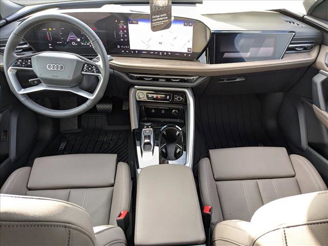 New 2025 Audi Q5 Prestige image 16