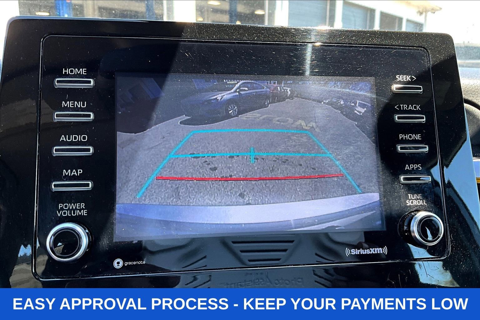 Used 2022 Toyota Camry SE FWD image 17