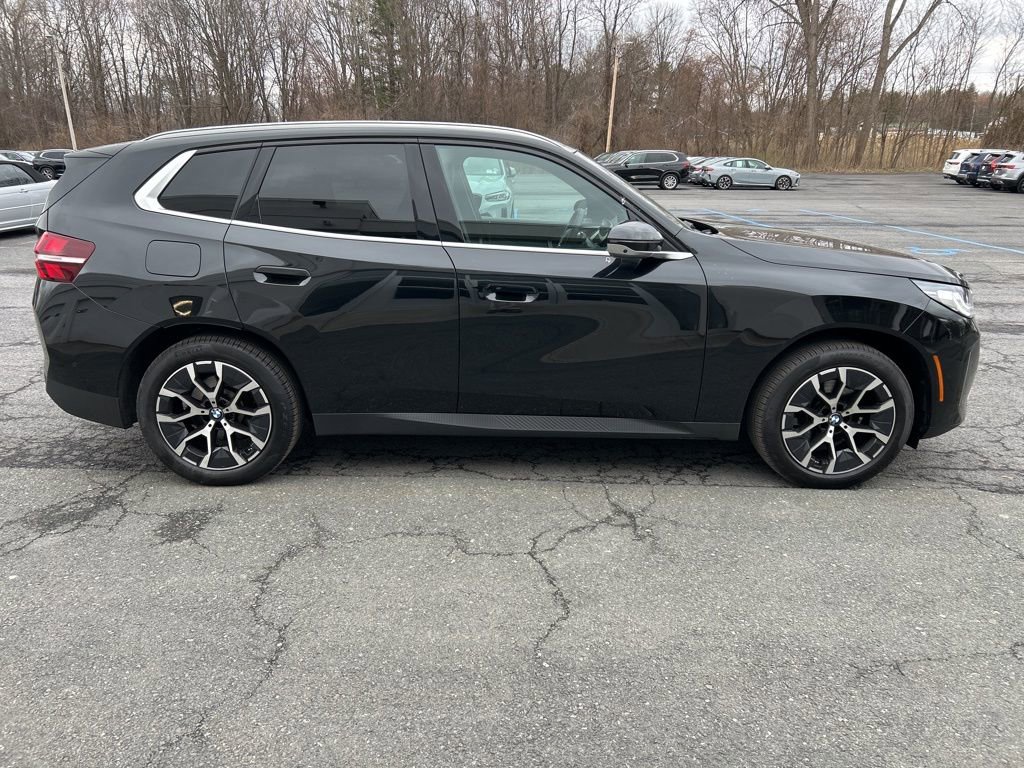 Used 2025 BMW X3 xDrive30i w/ Premium Package image 6