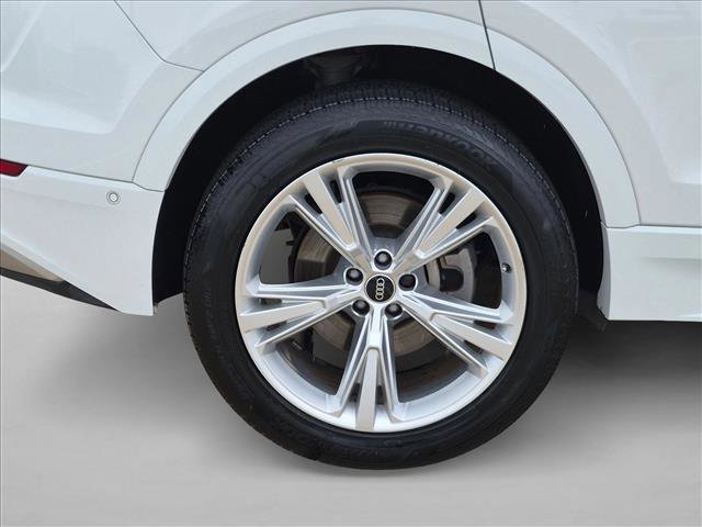 Used 2022 Audi Q8 Premium Plus AWD/4WD image 20