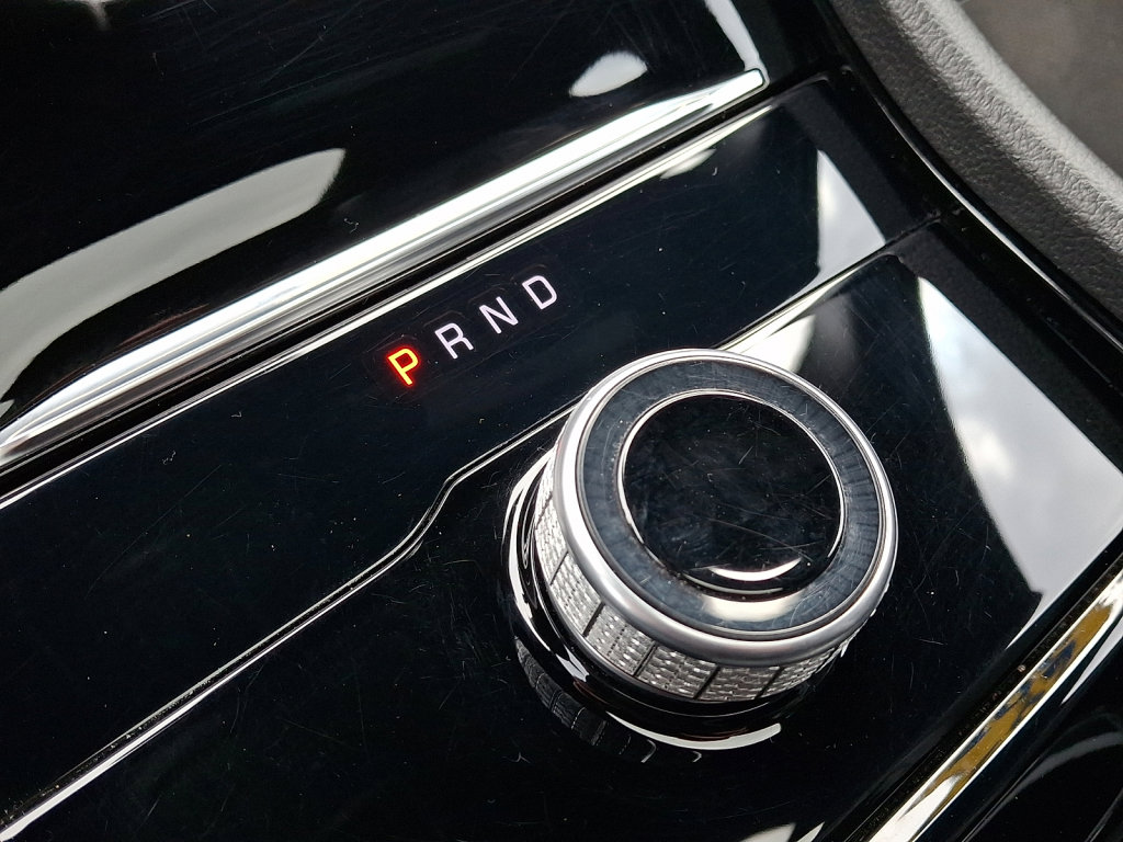 Used 2023 Jeep Grand Cherokee Altitude image 30