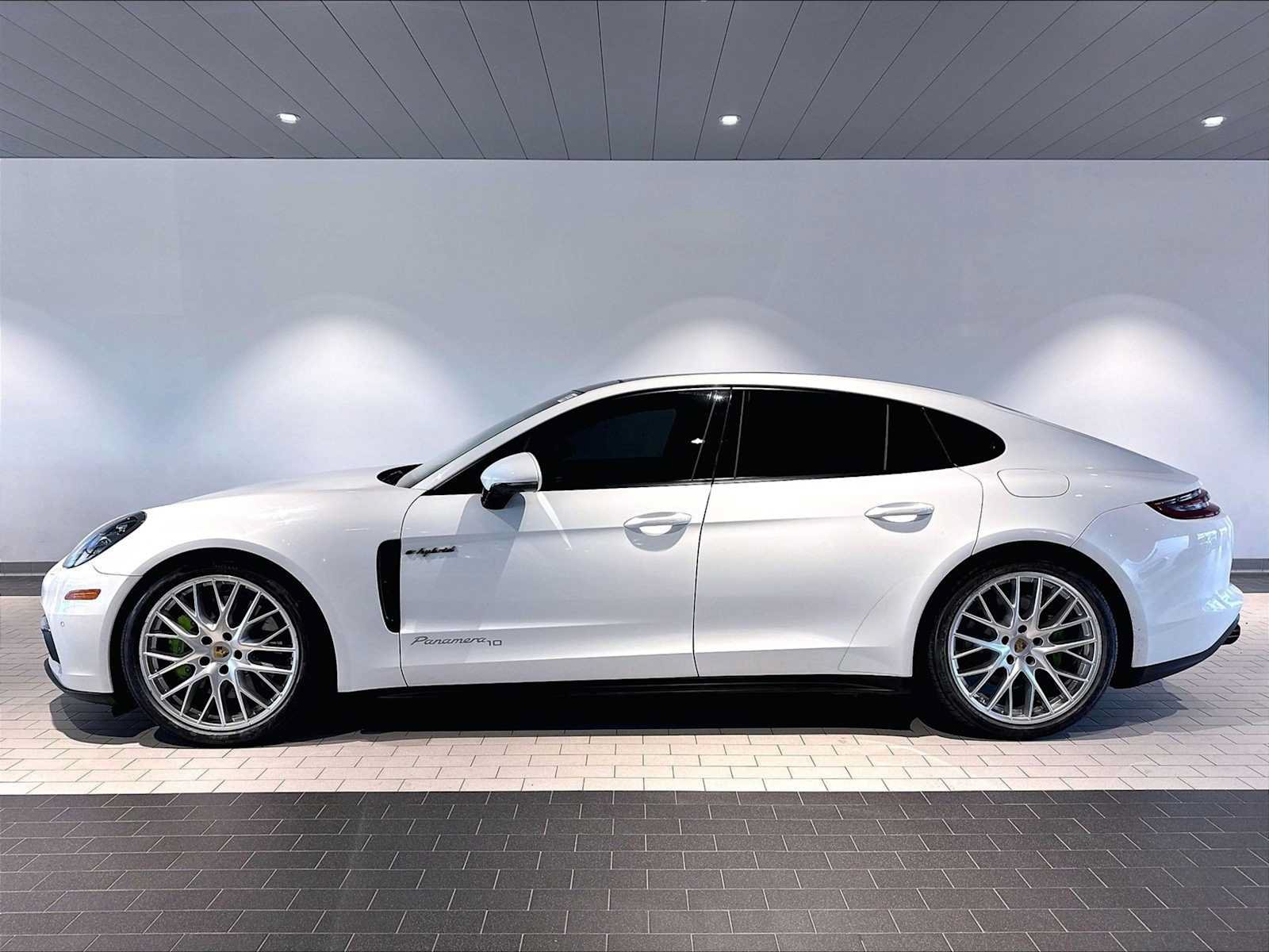 Used 2020 Porsche Panamera 4 AWD/4WD image 2