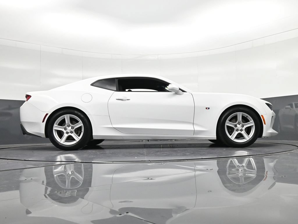 Used 2018 Chevrolet Camaro LS RWD image 32