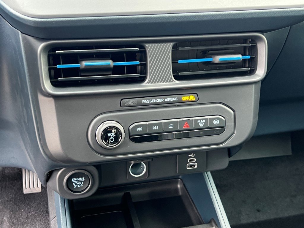 New 2026 Ford Maverick Lobo image 17