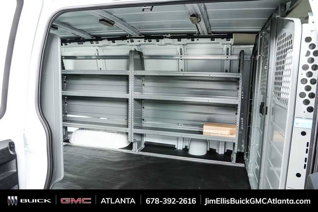 New 2025 GMC Savana 2500 w/ Driver Convenience Package RWD image 13