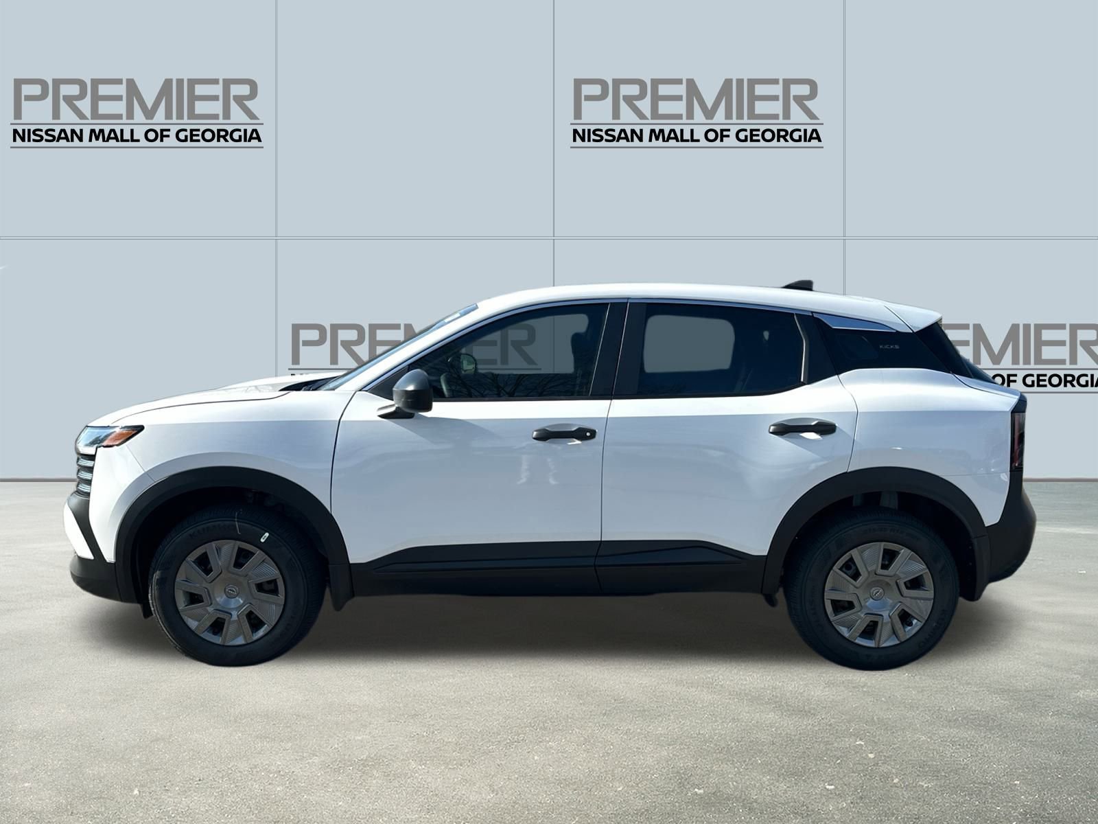 New 2026 Nissan Kicks S image 8