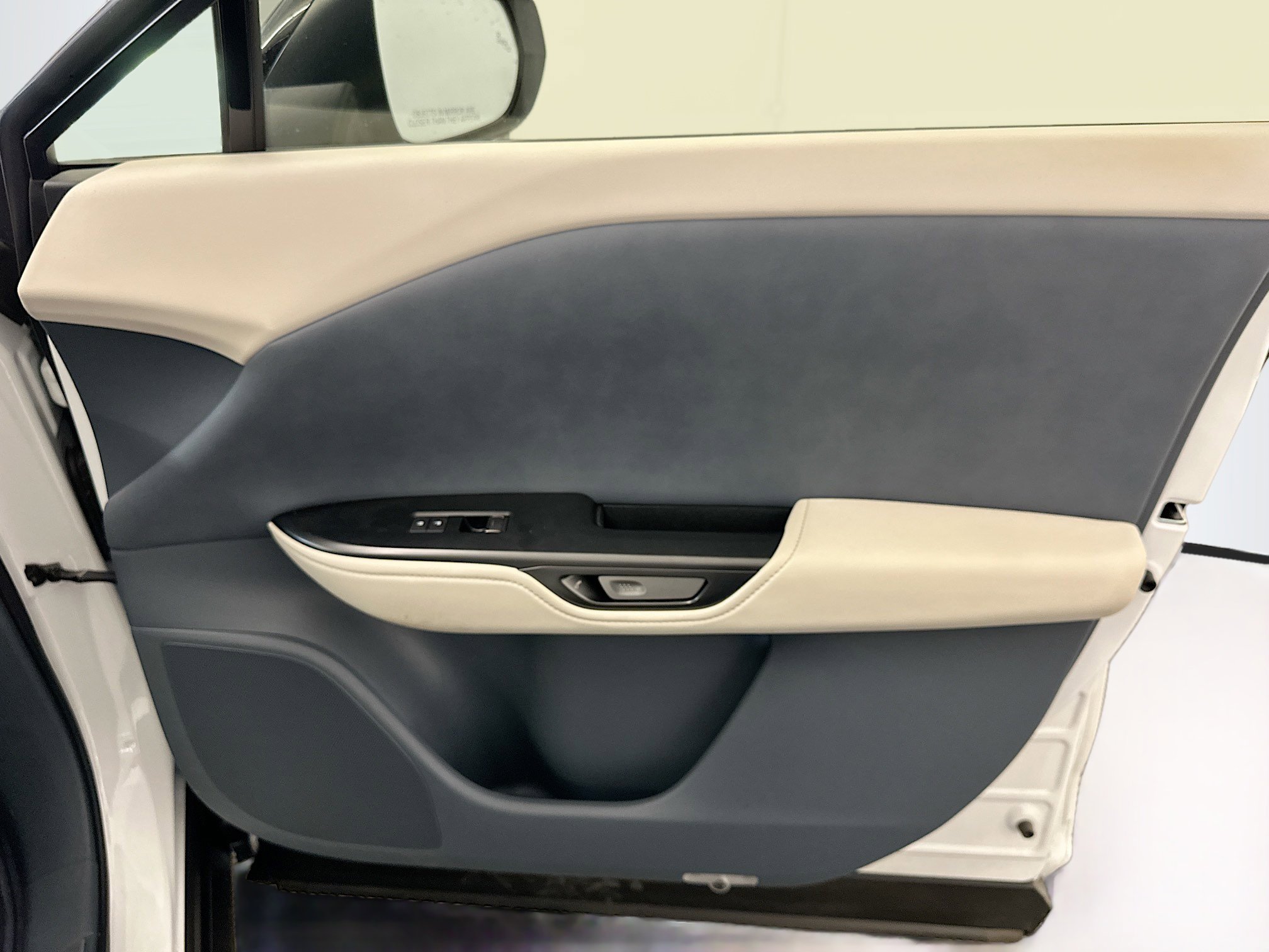 Used 2023 Lexus RZ 450e Premium w/ Technology Package image 35