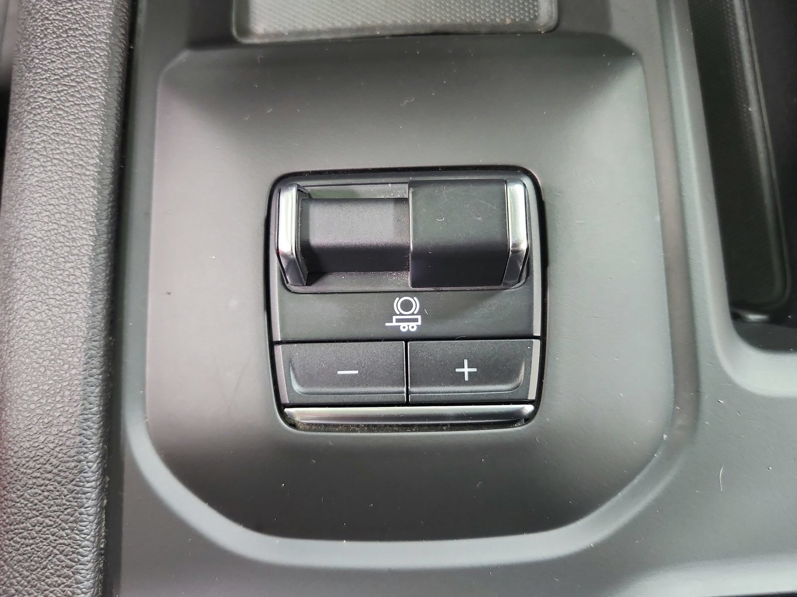 Used 2024 GMC Sierra 2500 AT4 w/ AT4 Premium Plus Package AWD/4WD image 38