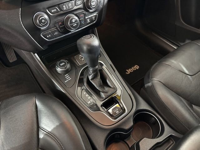 Used 2019 Jeep Cherokee Limited w/ Trailer Tow Group image 25