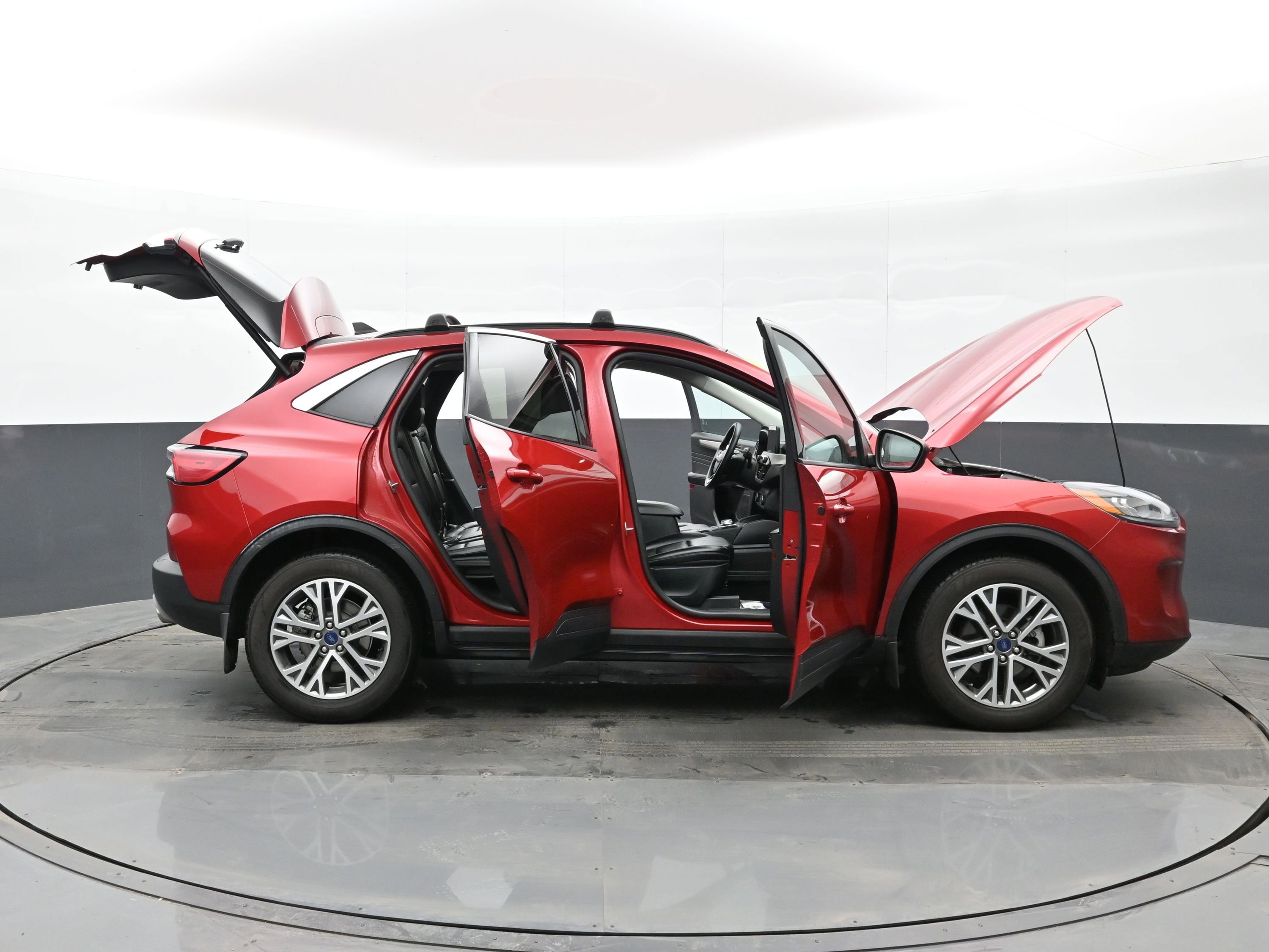 Used 2022 Ford Escape SEL w/ Technology Package image 46