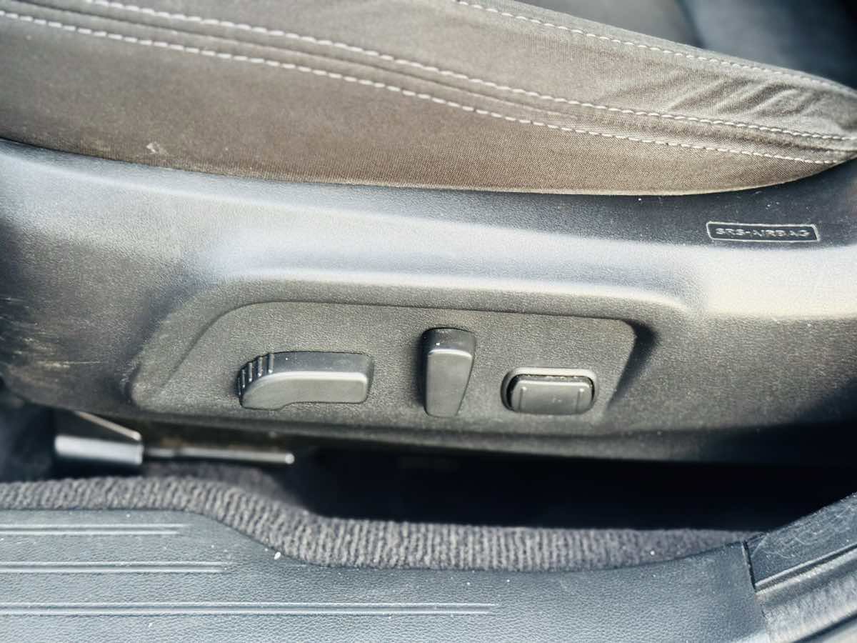 Used 2016 Subaru Legacy 2.5i Premium image 18