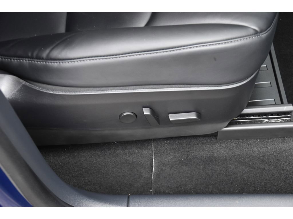 Used 2020 Tesla Model Y Performance image 27