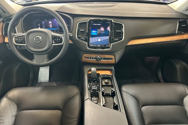 Used 2024 Volvo XC90 T8 Plus w/ Protection Package Premier image 15