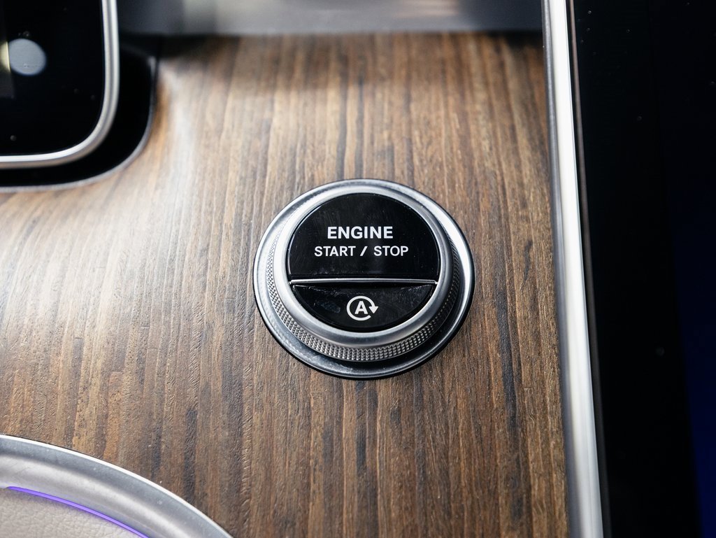 Used 2024 Mercedes-Benz CLE 450 4MATIC Cabriolet image 17