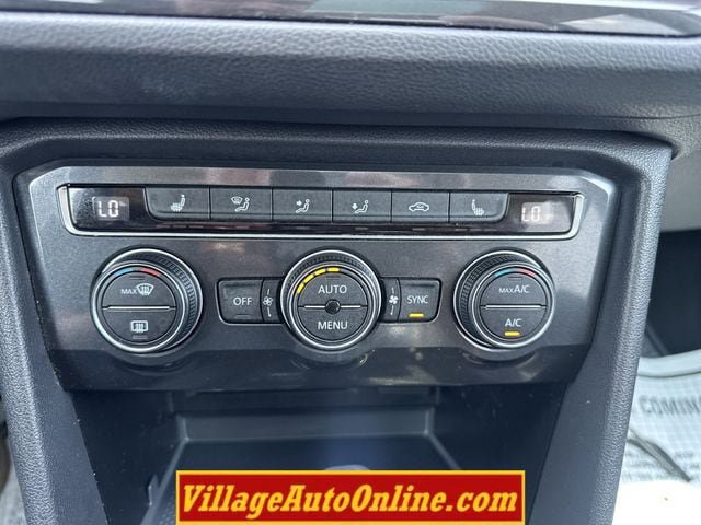 Used 2018 Volkswagen Tiguan SEL AWD/4WD image 21