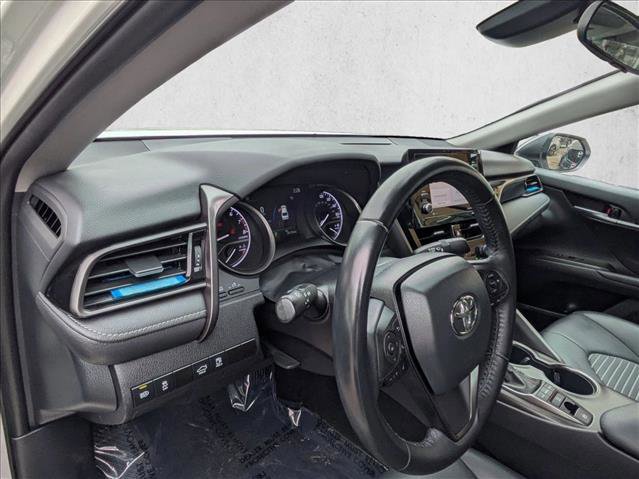 Used 2022 Toyota Camry SE w/ Carpet Mat Package (TMS) AWD/4WD image 11