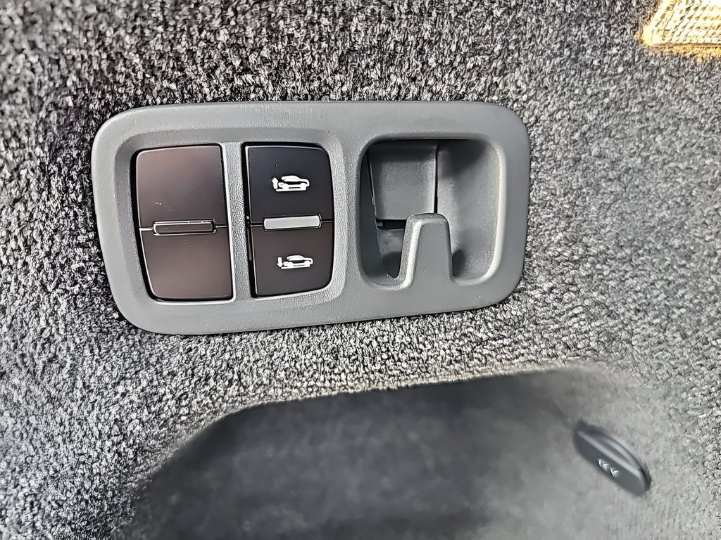 New 2024 Bentley Bentayga Extended Wheelbase AWD/4WD image 36