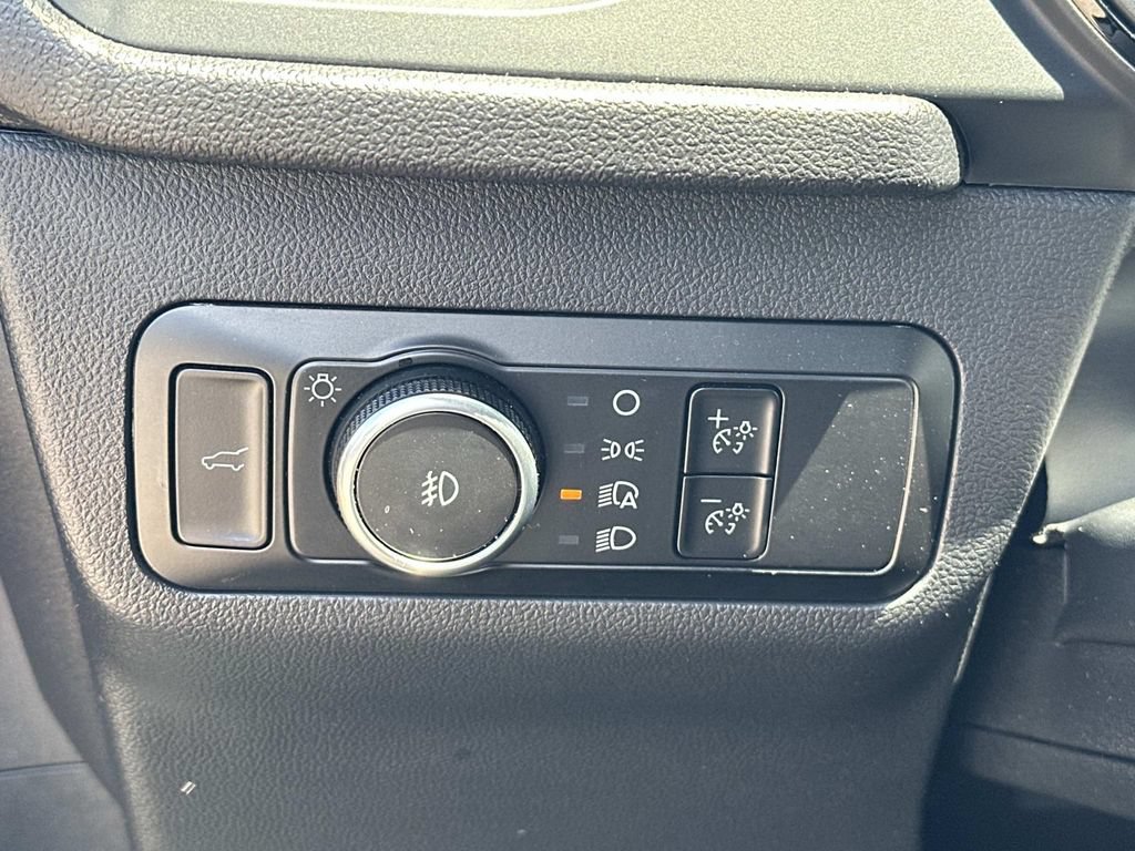 Used 2025 Ford Escape ST-Line Select AWD/4WD image 28