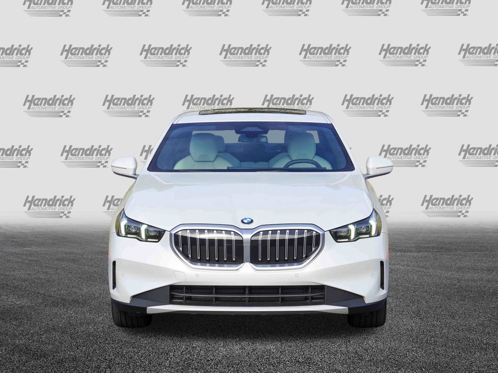 Certified 2025 BMW 530i xDrive image 3