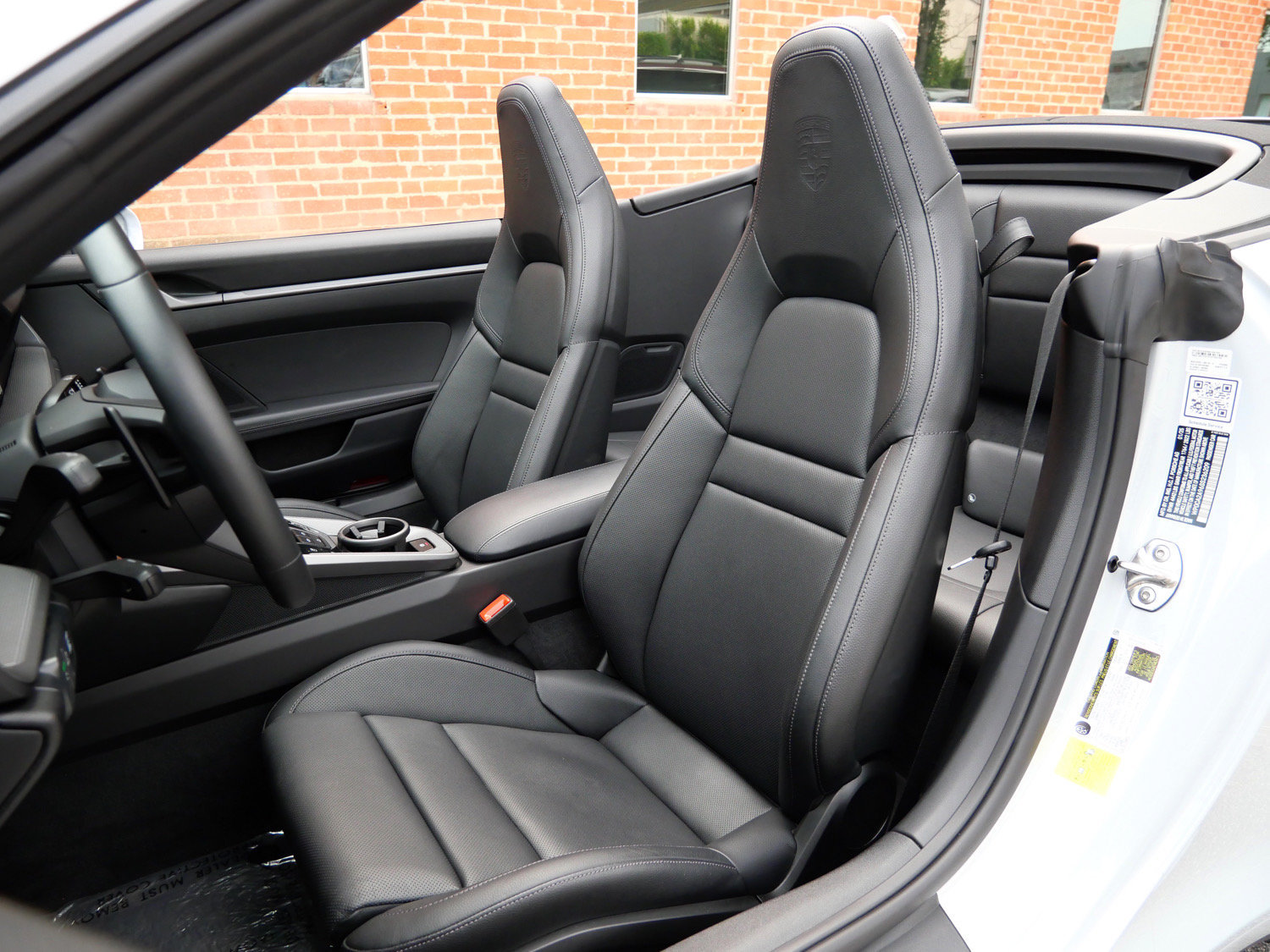 Used 2025 Porsche 911 Carrera RWD image 20